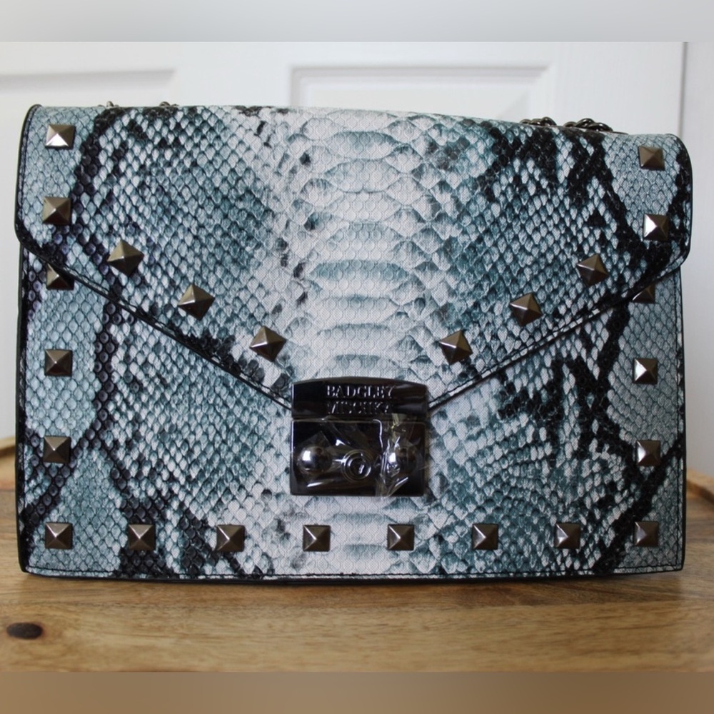 Badgley Mischka | Light Blue Vegan Leather Crossbody Purse